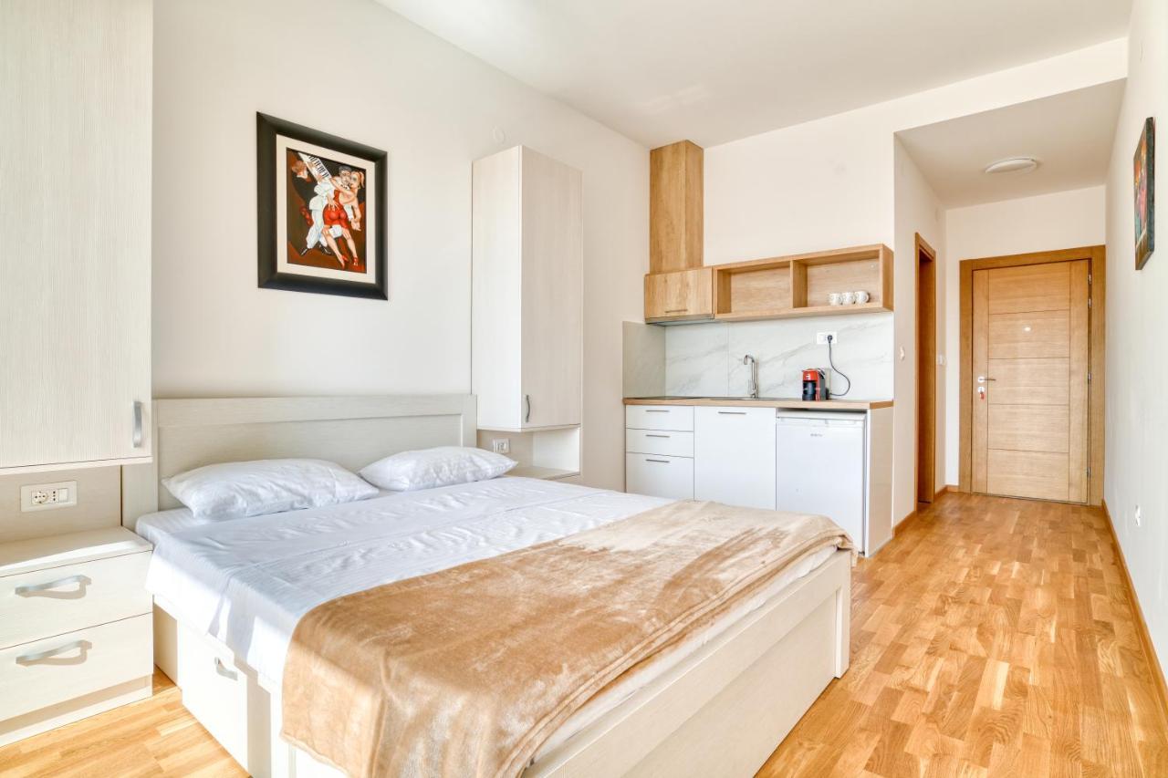Ivanovic Residences Budva Buitenkant foto
