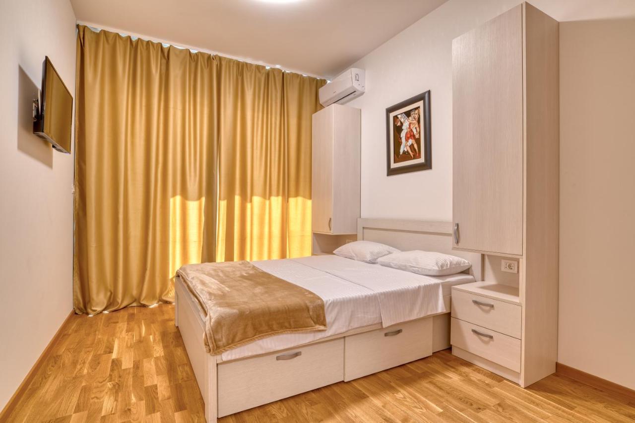 Ivanovic Residences Budva Buitenkant foto